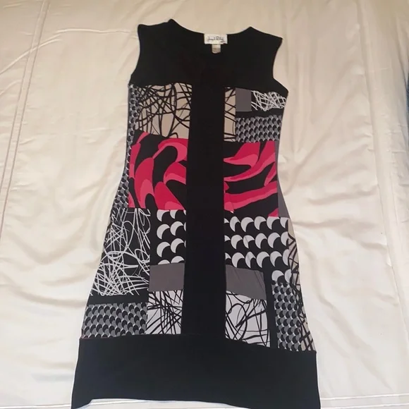 Joseph Ribkoff Hot Pink and Black Stretchy Sleeveless Keyhole Shift Dress